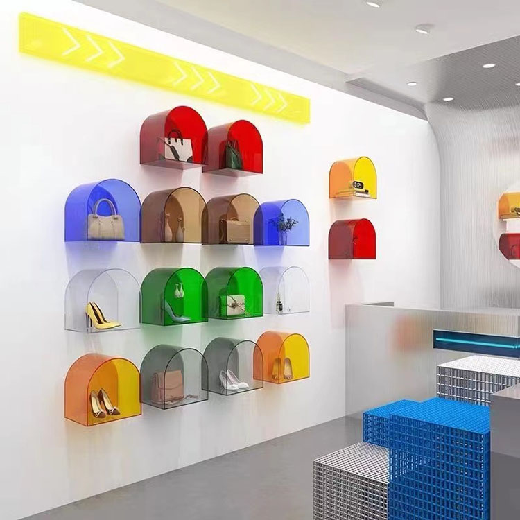 Espositore in Acrilico Persona - Shoe Box Display recensione e prezzo