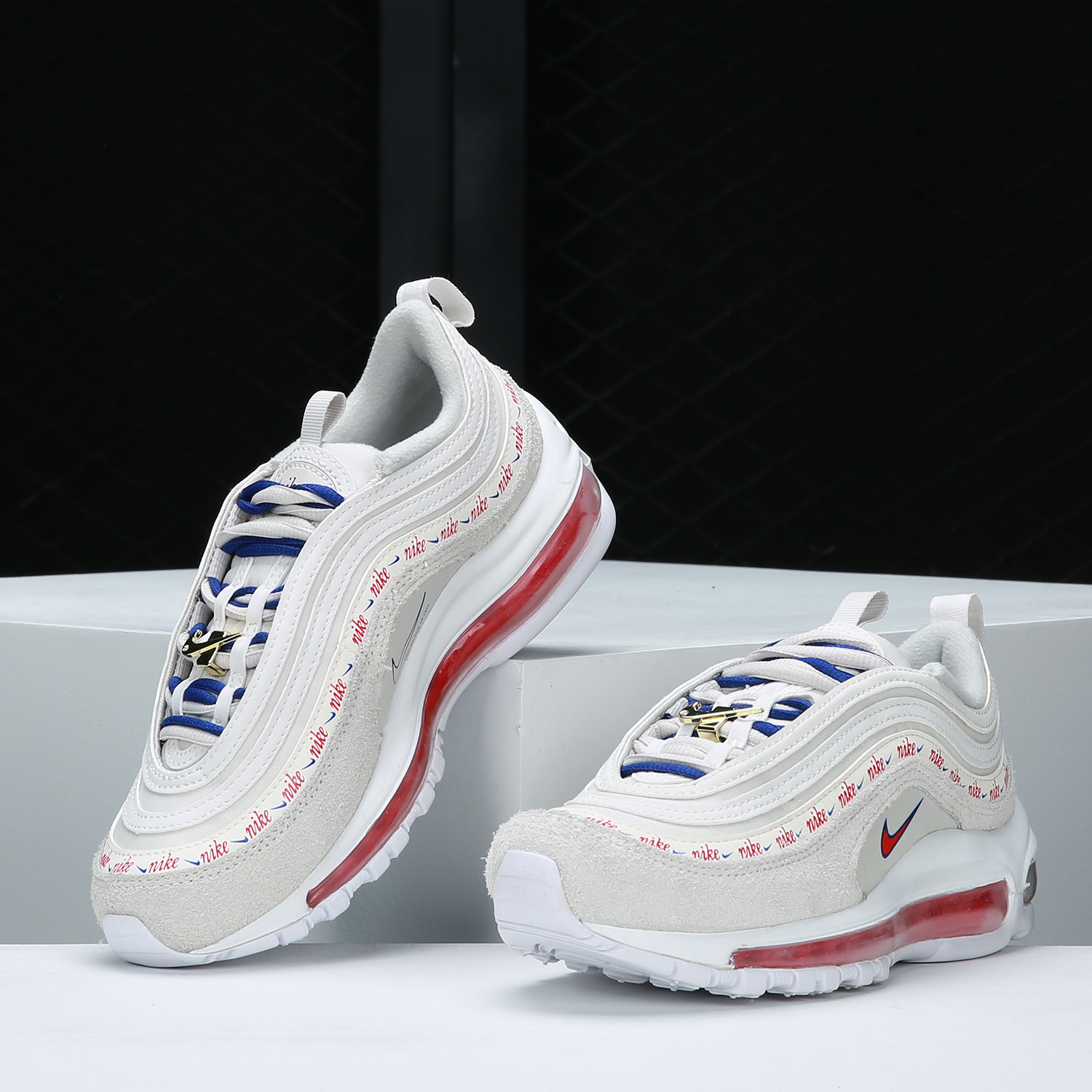 Scarpe sportive basse con ammo - Sneaker Zone recensione e prezzo